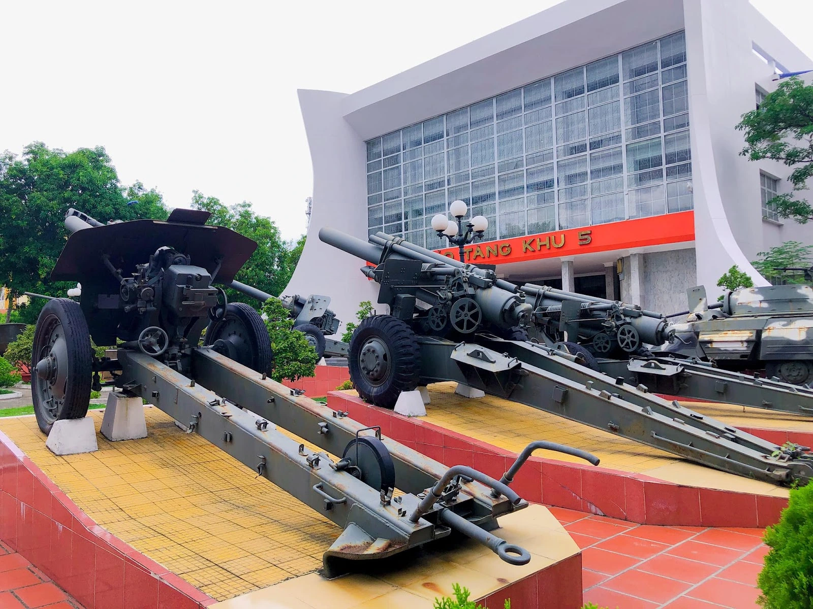 Explore the Military Zone 5 Museum (within the same complex)