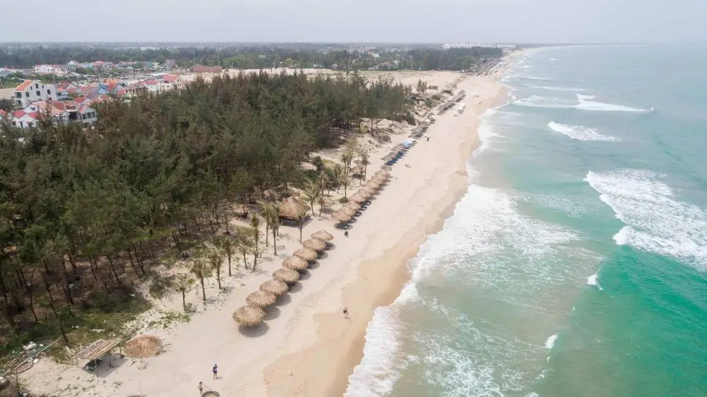 An Bang Beach Da Nang: Swimming, Seafood, and Sunset Watching