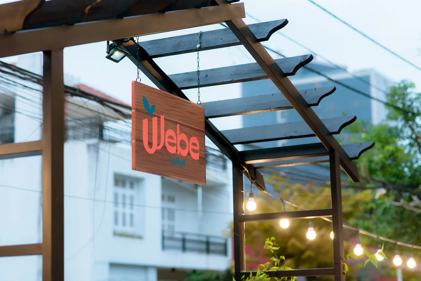 Webe Coffee Da Nang – Energy Charging Station for Meeting Deadlines with Salted Coffee