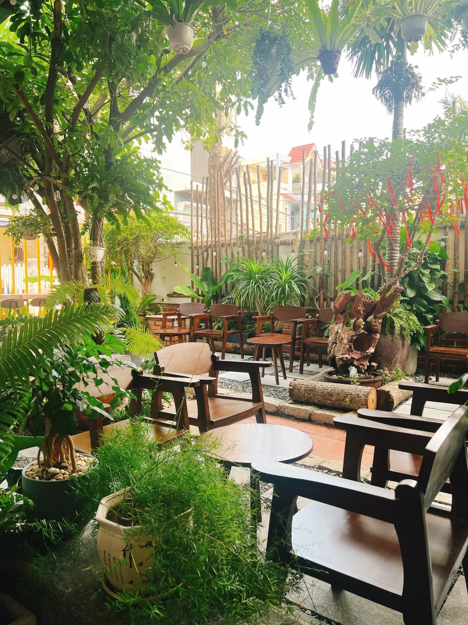 Nhàn Cafe- Trạm Dừng Chân Yên Bình Sát Biển Mỹ Khê