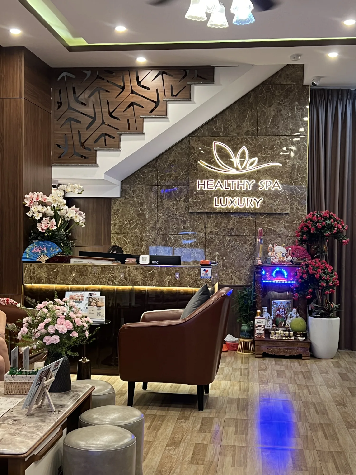 Luxury Healthy Spa & Massage: Điểm Thư Giãn Chuyên Sâu Mở Cửa Đến 4h Sáng