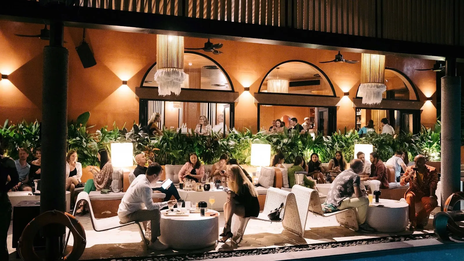 Gypsy Rooftop Restaurant & Bar - A Stylish European-Style Dating Spot in the City Center