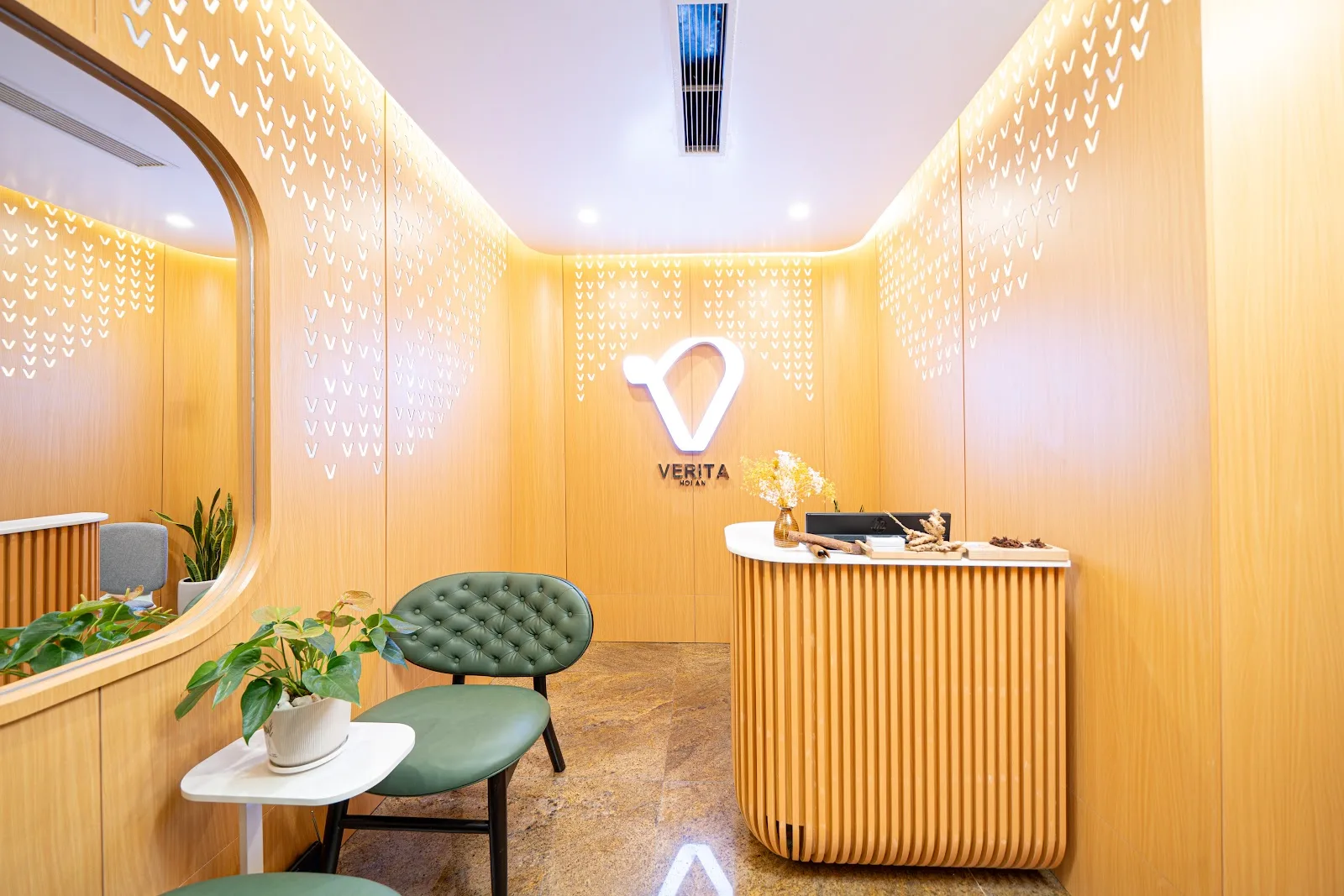Verita Health Hội An – Tiên Phong Trị Liệu Trẻ Hóa NAD+ Và Oxy Cao Áp Tại Miền Trung