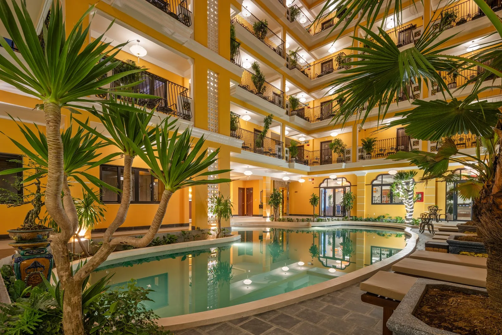 Soleil by Soluna Hội An: Khách Sạn Hoài Cổ Có 2 Hồ Bơi Và Dịch Vụ 4.9 Sao Xuất Sắc
