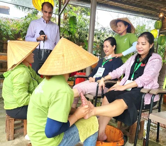 草本足部按摩
