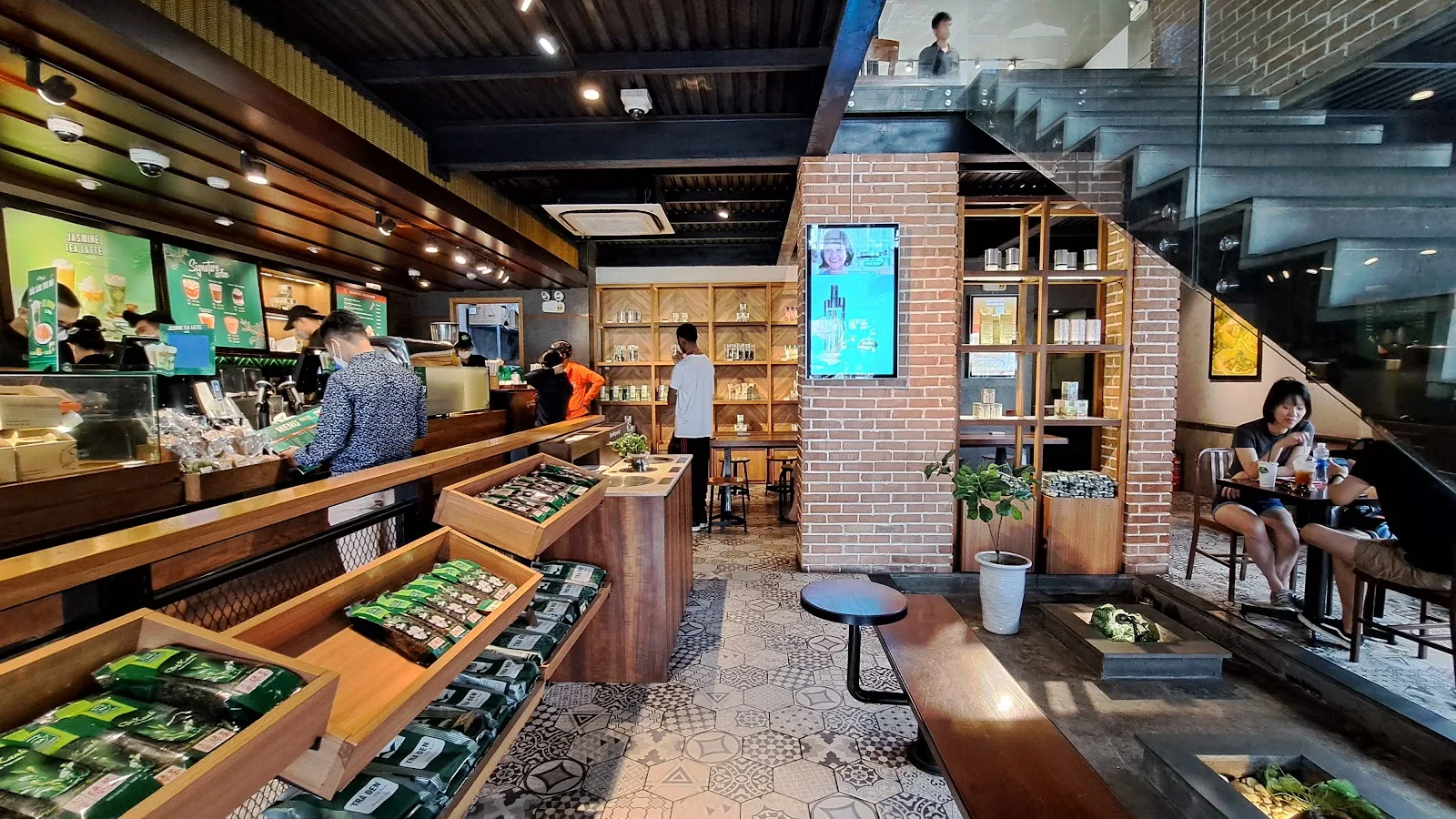 Phúc Long Cafe – Không Gian Thưởng Trà Và Cà Phê Hiện Đại Tại Hải Châu