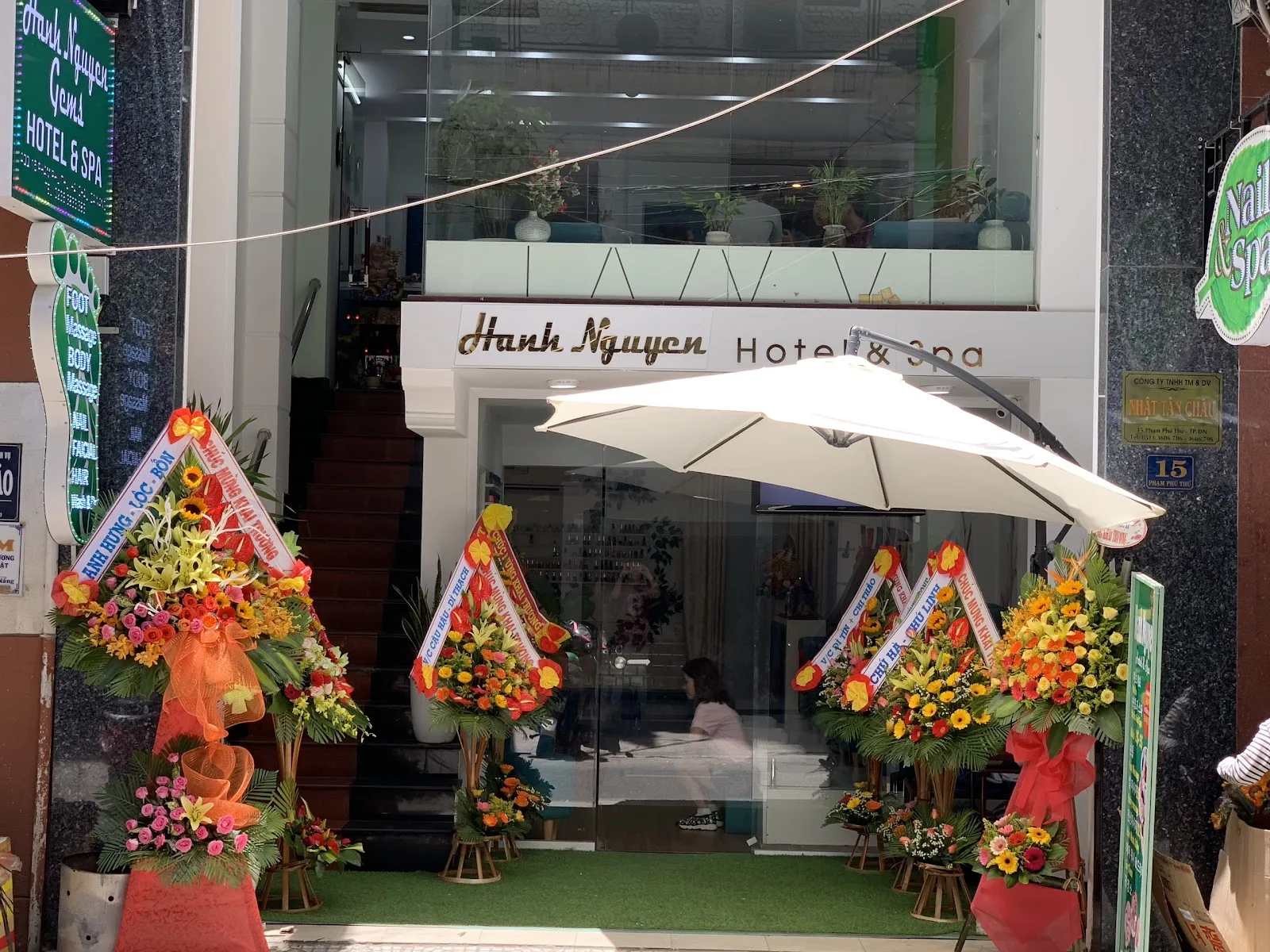 Hanh Nguyen Gems Hotel & Spa – Khách Sạn Trung Tâm Đà Nẵng Có Dịch Vụ Spa Chuyên Nghiệp