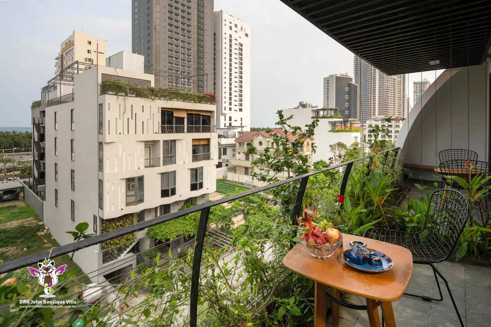 John Boutique Villa – Villa Nghỉ Dưỡng Yên Tĩnh Có Bếp Riêng Và Hồ Bơi Gần Biển Tại Đà Nẵng