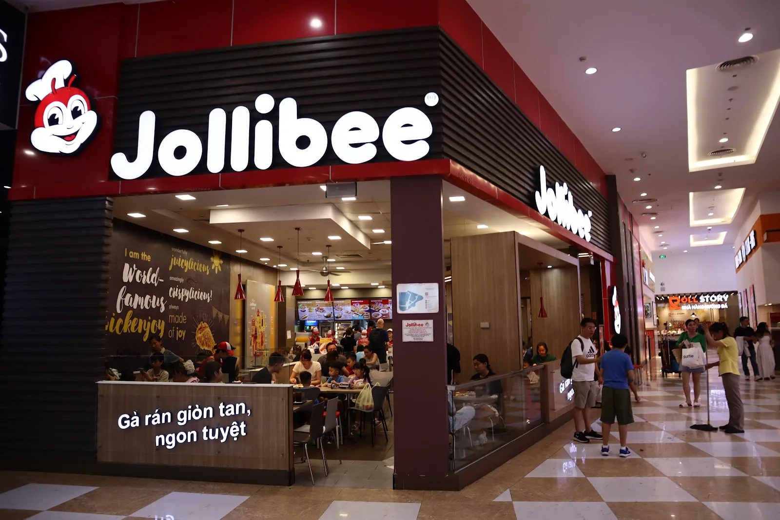 Jollibee Vincom – 炸鸡、意大利面、汉堡在910A Ngo Quyen