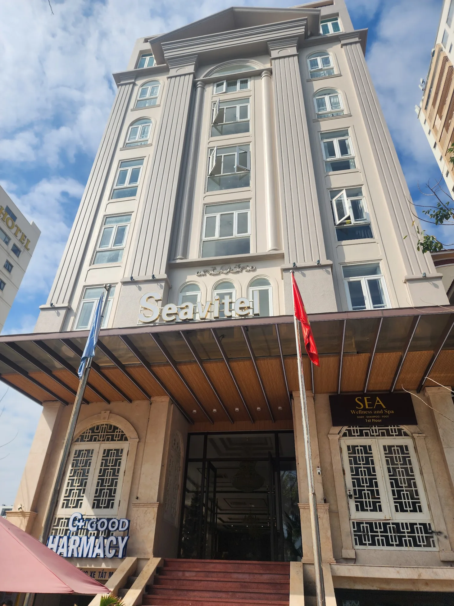 Seavitel Beach Hotel - Khách Sạn Hiện Đại View Biển Mỹ Khê Với Dịch Vụ Chuyên Nghiệp
