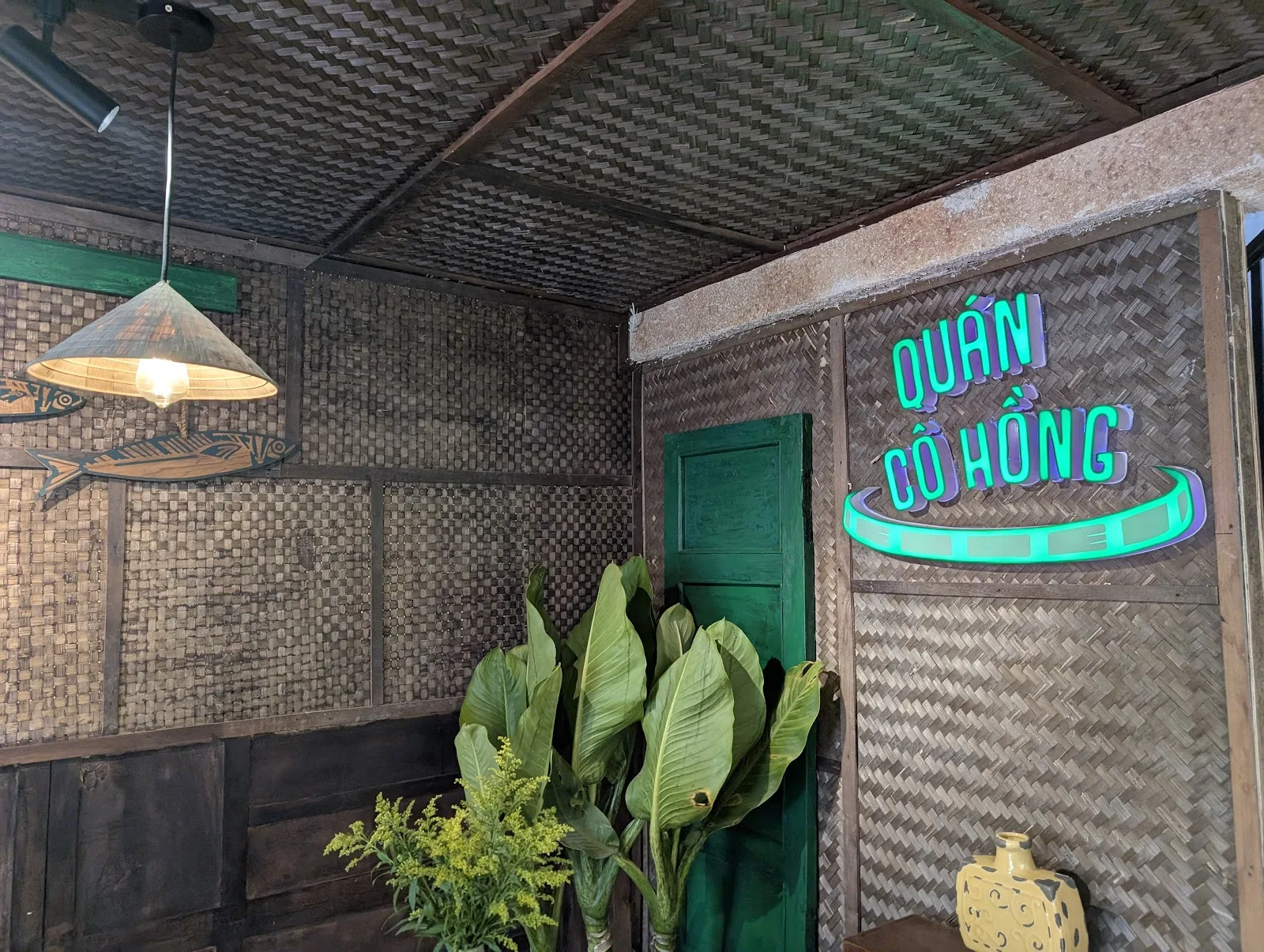 Quán Cô Hồng - Gỏi Cá Nam Ô Đà Nẵng | Hải sản đặc sản Lê Hồng Phong