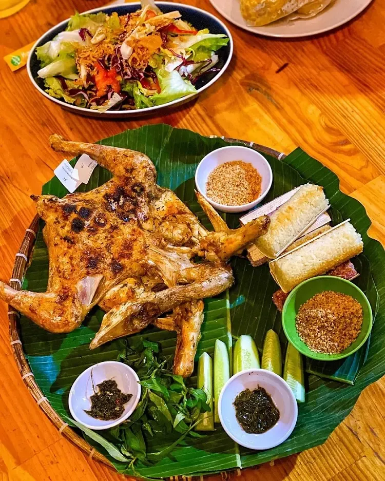 リゾートでの食事・グループでのBBQ