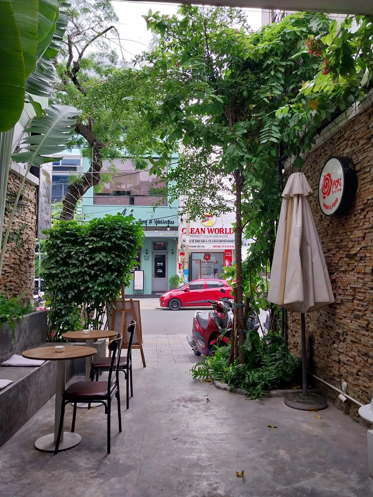 Ayi Bistro - ダナンで本格的な辛い四川料理