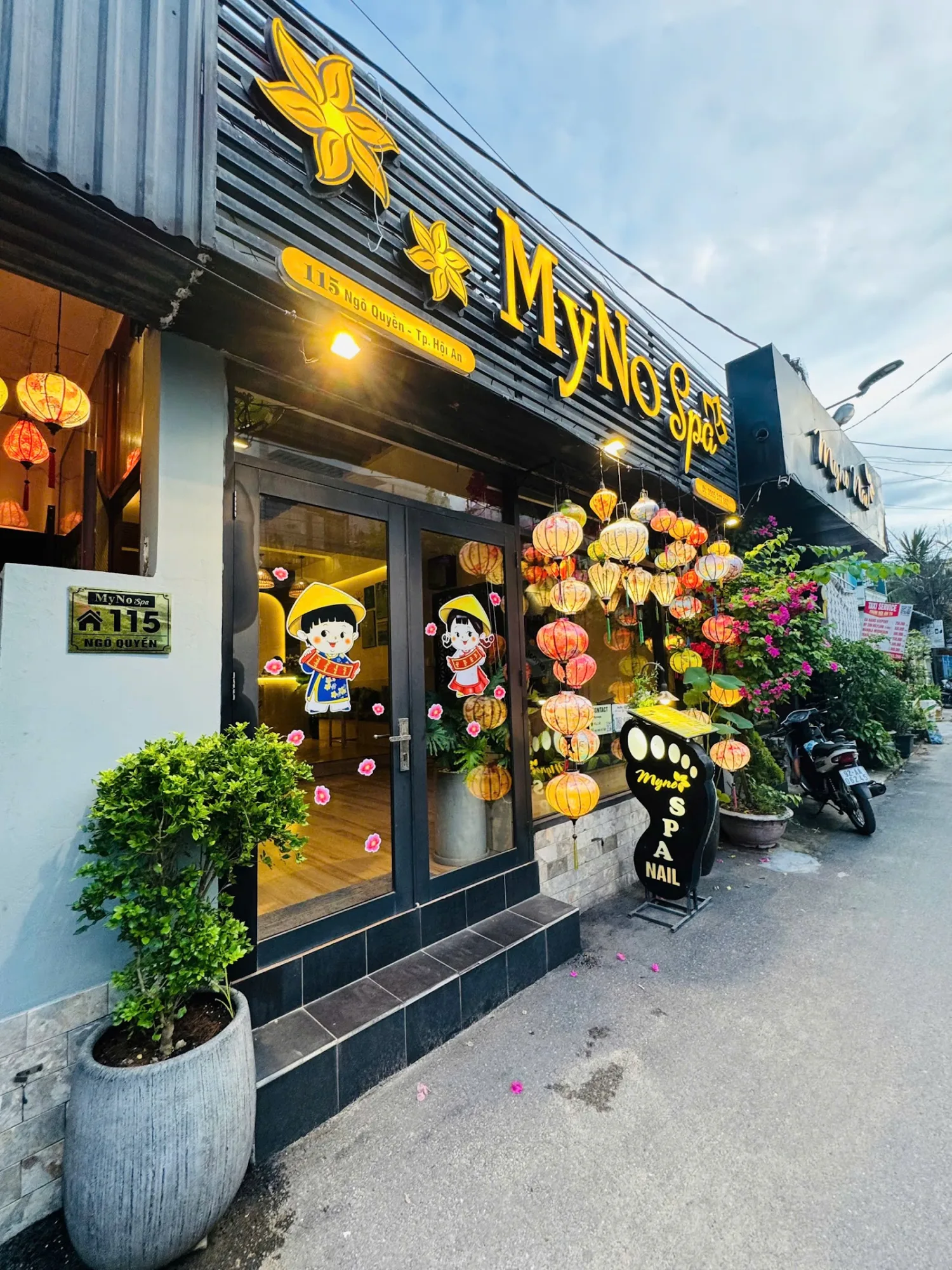 Myno Spa Hội An - Cơ Sở Massage Đá Nóng Chăm Sóc Sức Khỏe Uy Tín Khách Gia Đình