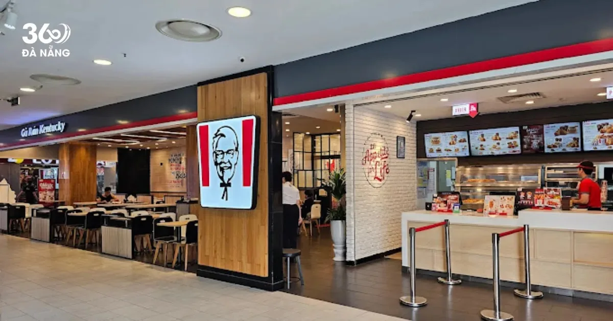 KFC Lotte Mart : Cửa Hàng Gà Rán Và Đồ Ăn Nhanh Không Gian Rộng