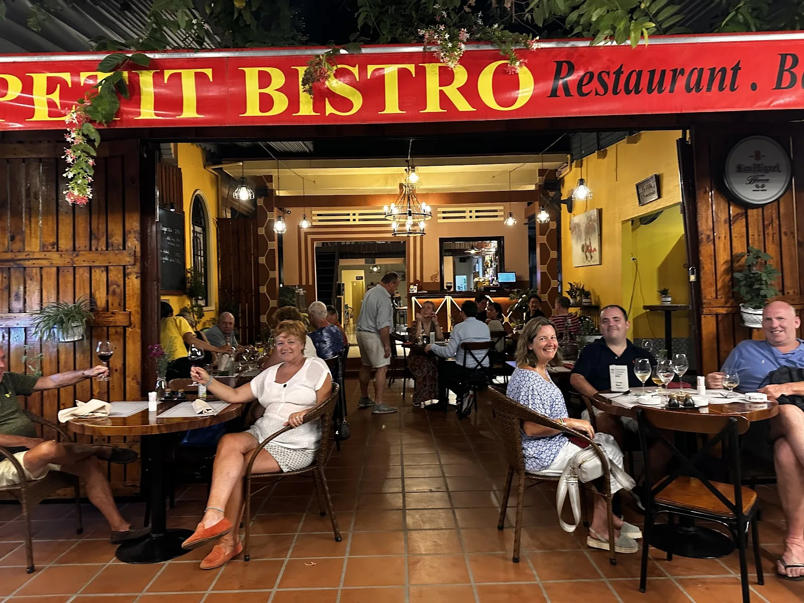 Le Petit Bistro Hoi An Restaurant – รสชาติฝรั่งเศสใจกลางเมืองฮอยอัน
