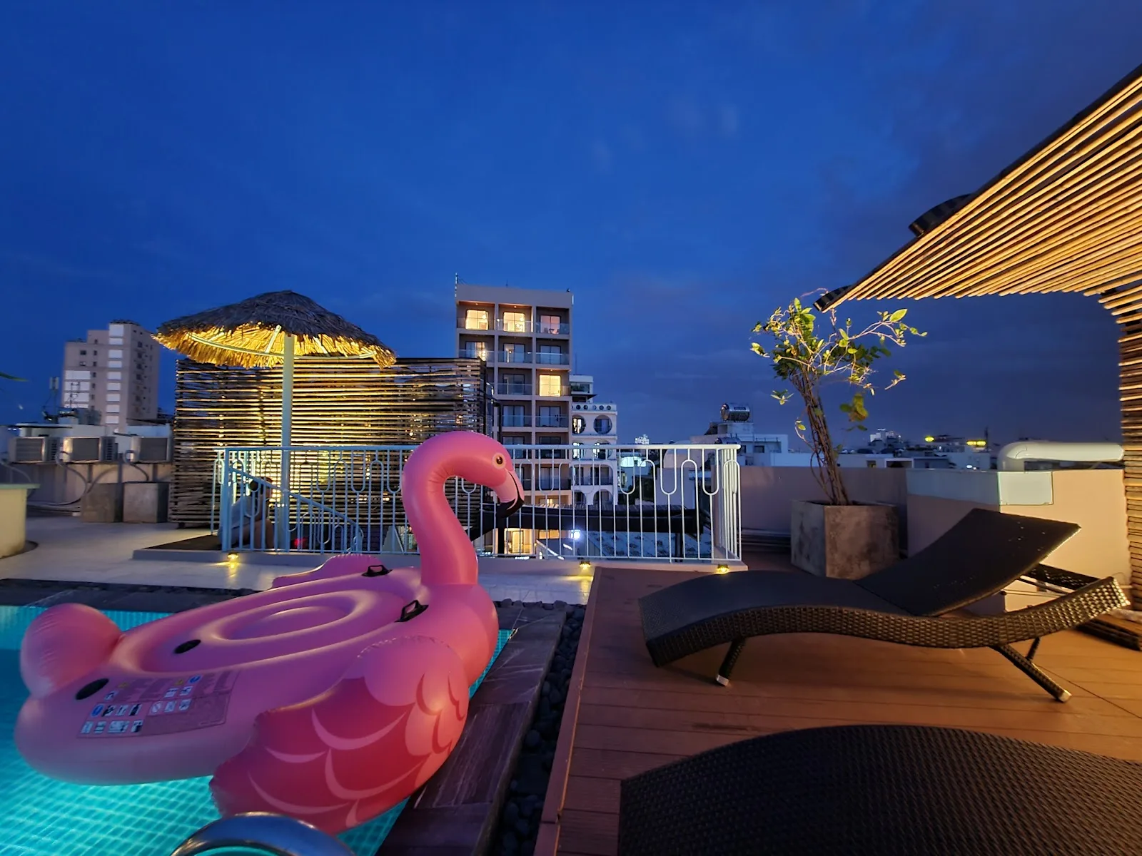 Wings House 2 Da Nang - Ideal Homestay/Villa with Pool for Families