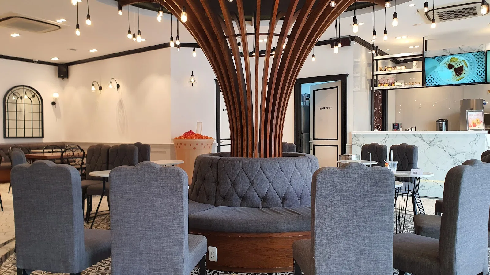 KOI Thé Nguyễn Văn Linh – Tiệm Trà Sữa Macchiato Chuẩn Vị Nổi Tiếng Tại Đà Nẵng