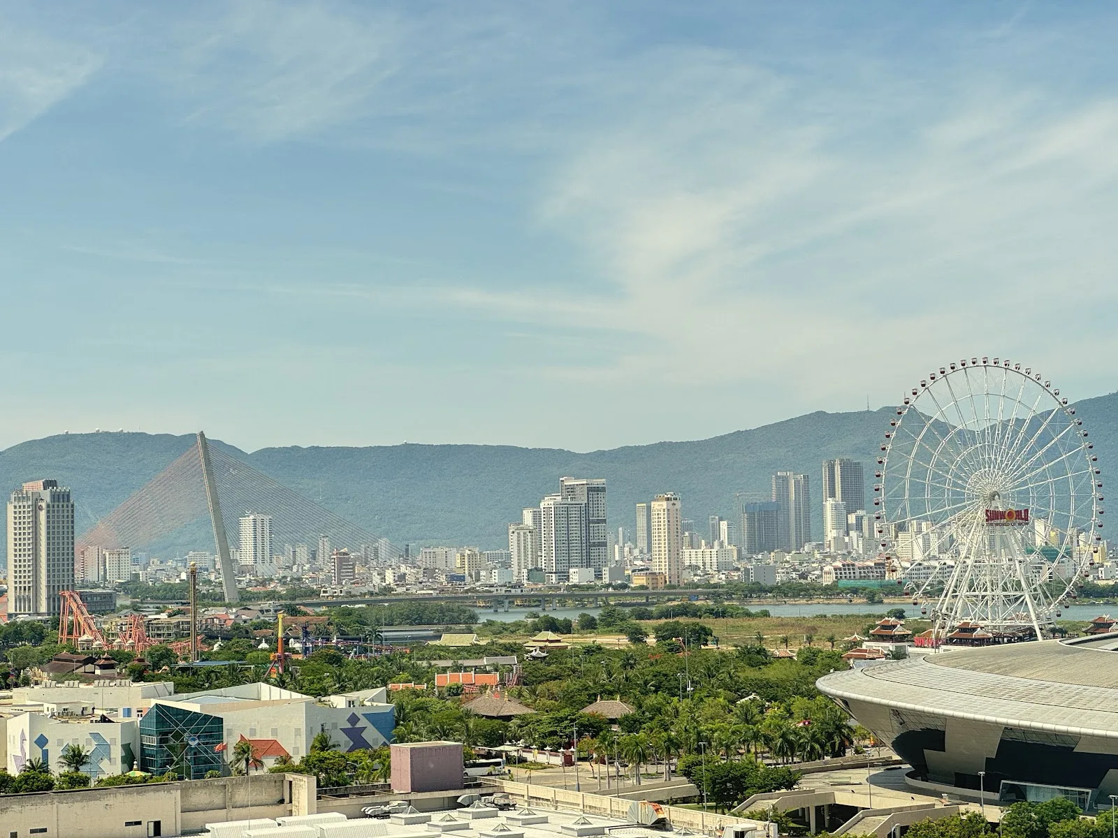Grand Citiview Danang Hotel: Khách Sạn Trung Tâm Có Hồ Bơi Sân Thượng Cực Chill