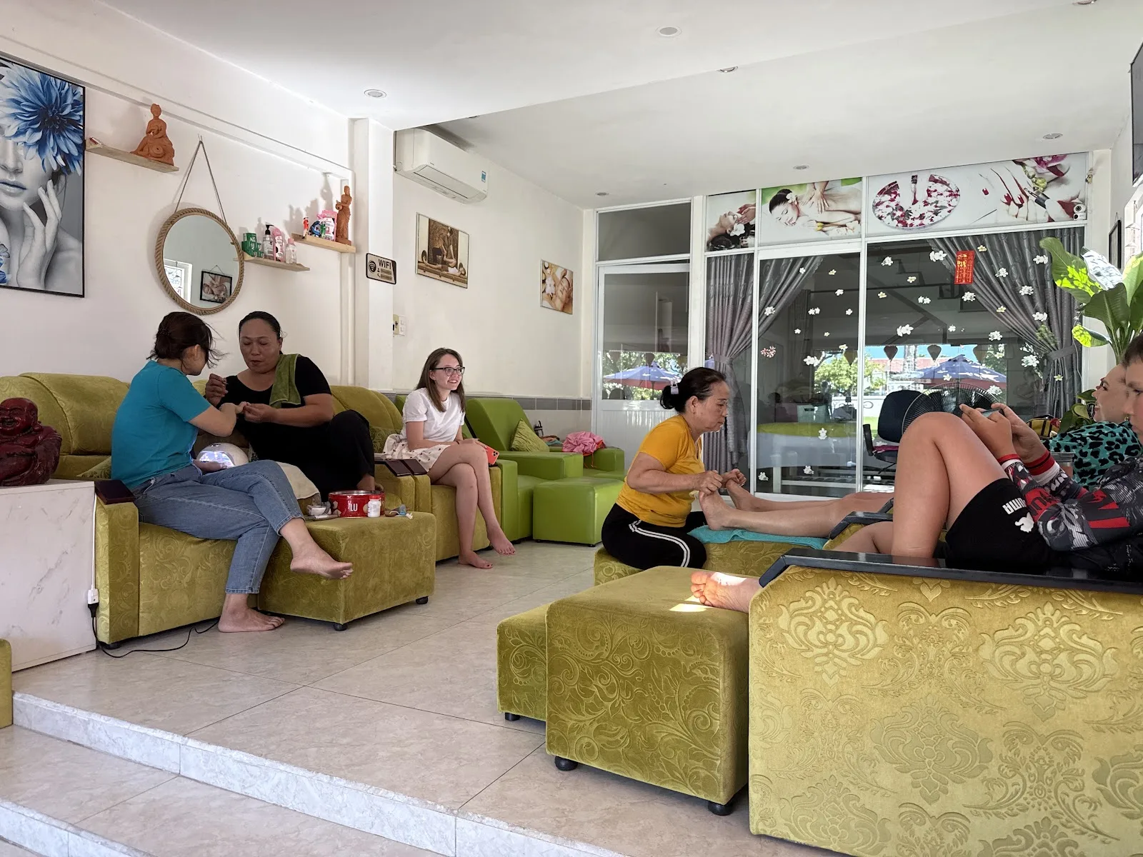 Rosemary Spa Hoi An - สัมผัสประสบการณ์นวดเพื่อสุขภาพและบริการทำเล็บ