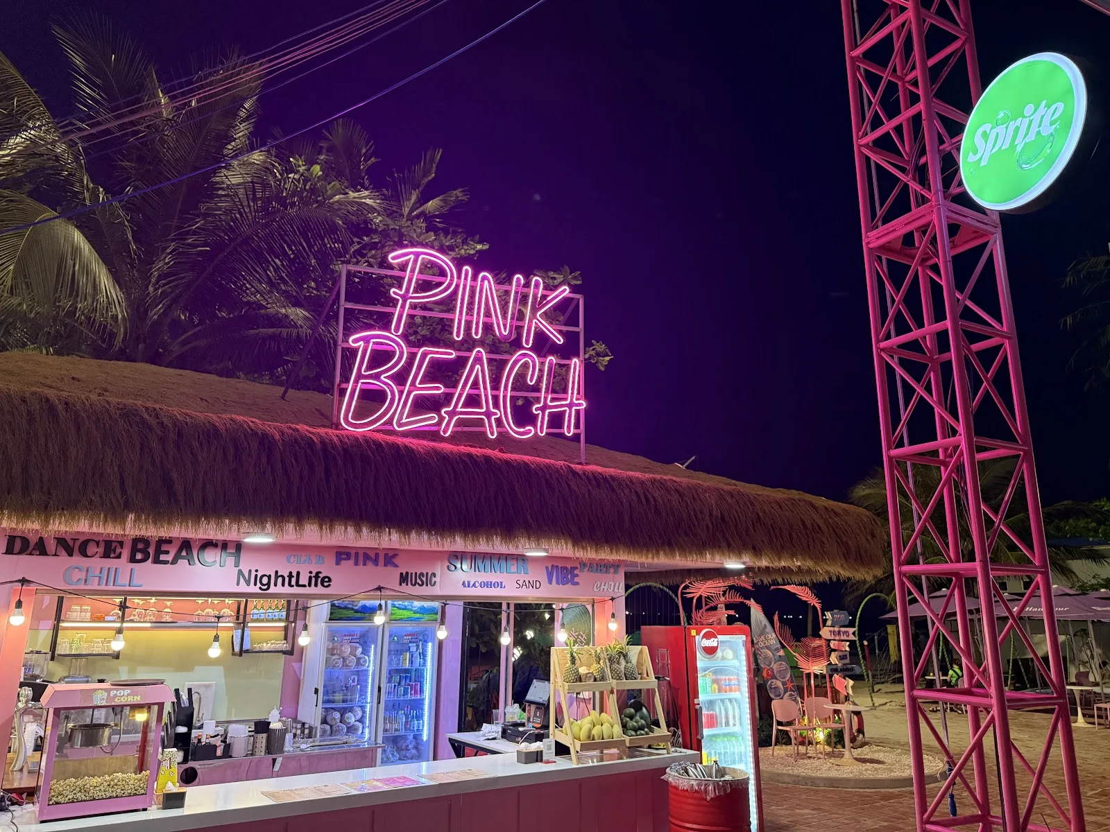 Bar Pink Beach: Oanh Tạc Beach Bar Có DJ Và Nhạc Live Cực Cháy