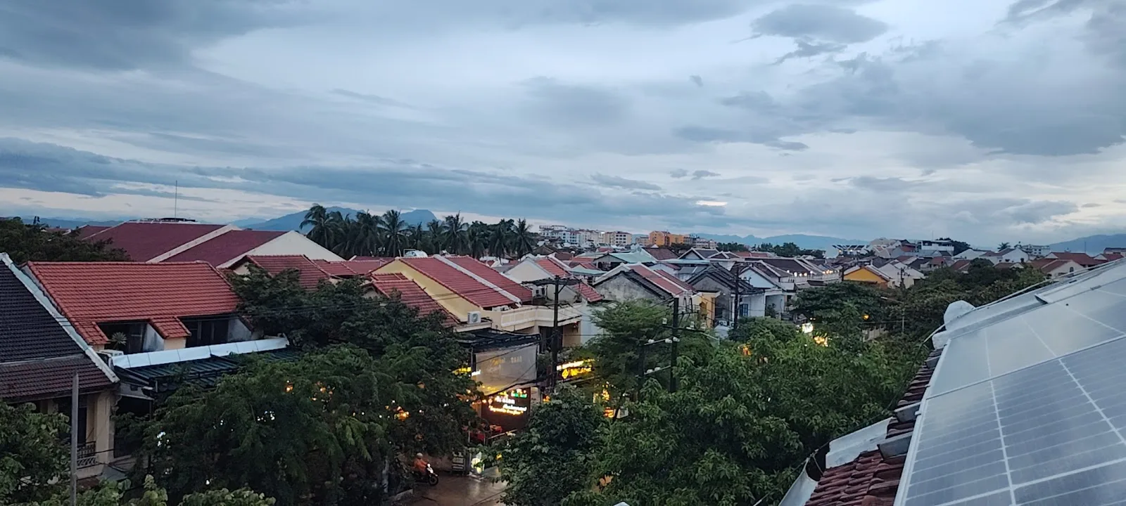 Thanh Van 1 Hotel Hoi An: Central Hotel with Pool, Walking Distance to Old Town