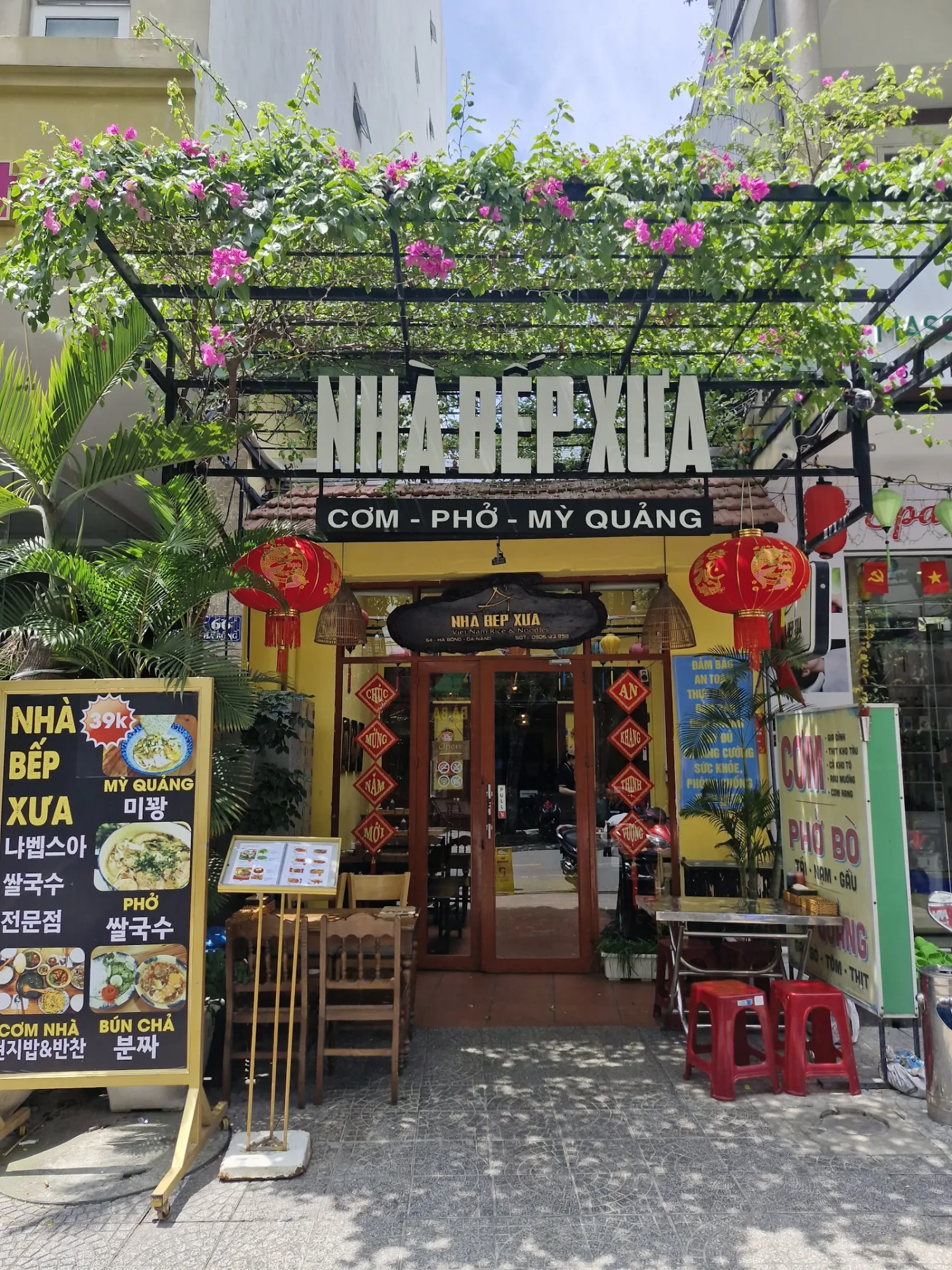 Nha Bep Xua Restaurant - Ideal Affordable Vietnamese Cuisine Getaway