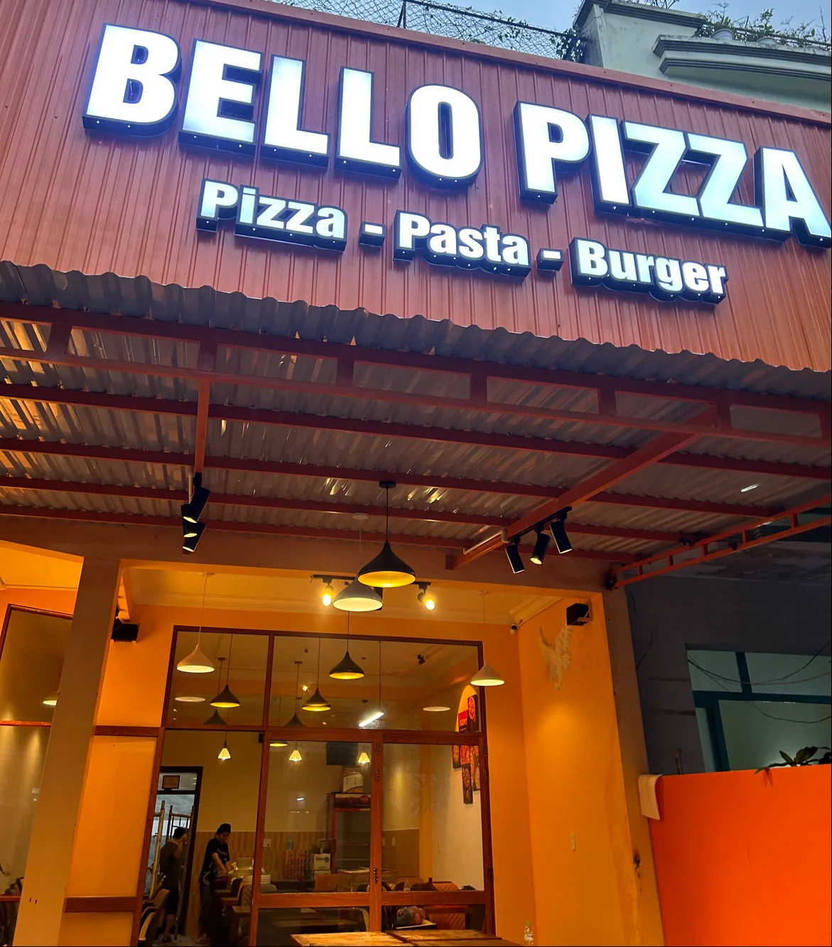 Bello Pizza- Pasta & Burger Hoi An: Nhà Hàng Pizza Và Mỳ Ý Chuẩn Vị Âu Tại Hội An