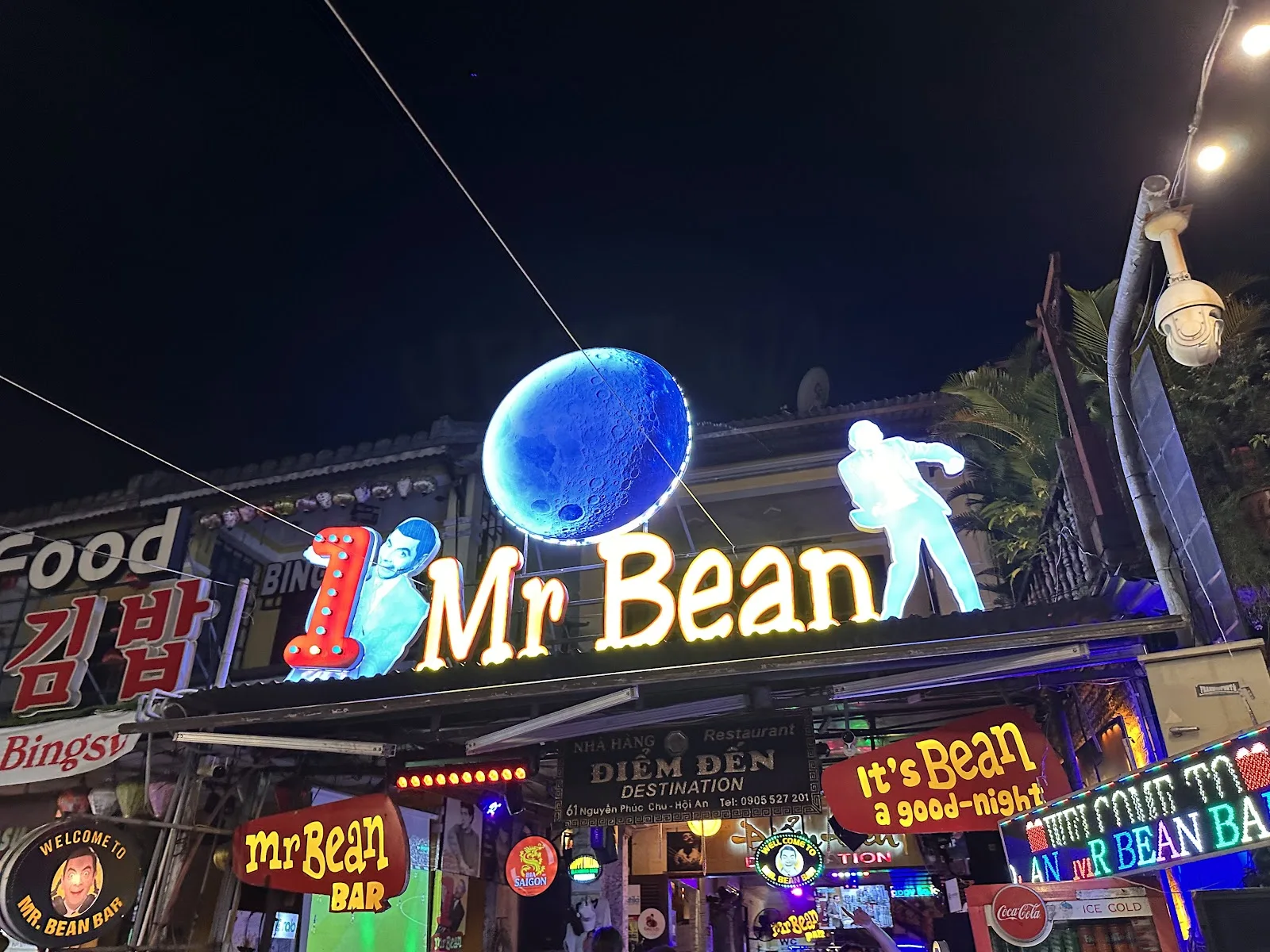 Mr Bean Bar：会安市中心令人印象深刻的夜生活娱乐酒吧