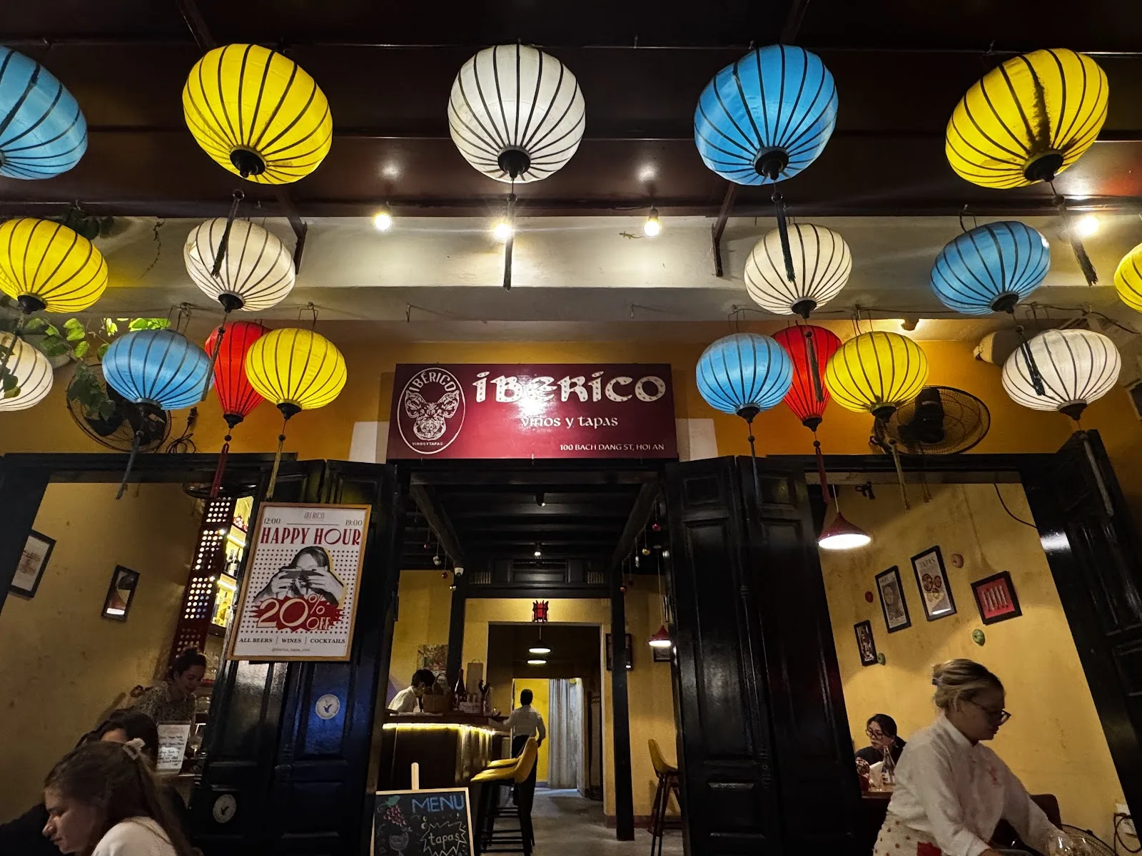 IBERICO - TAPAS y VINO Hoi An Nhà Hàng Tapas Và Rượu Vang Siêu Hot