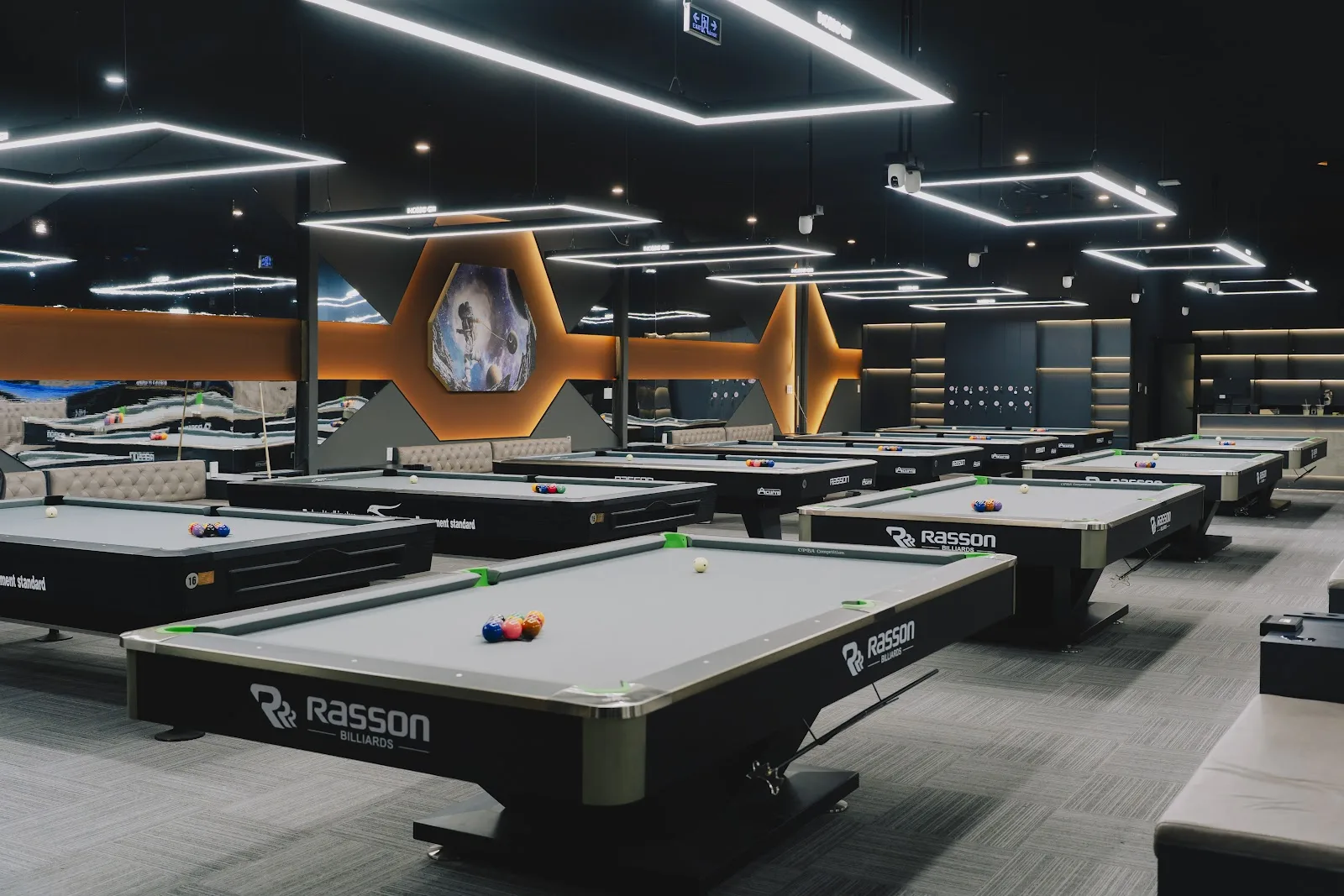 GEMZ BILLIARDS 揭秘岘港超热门24/7台球俱乐部