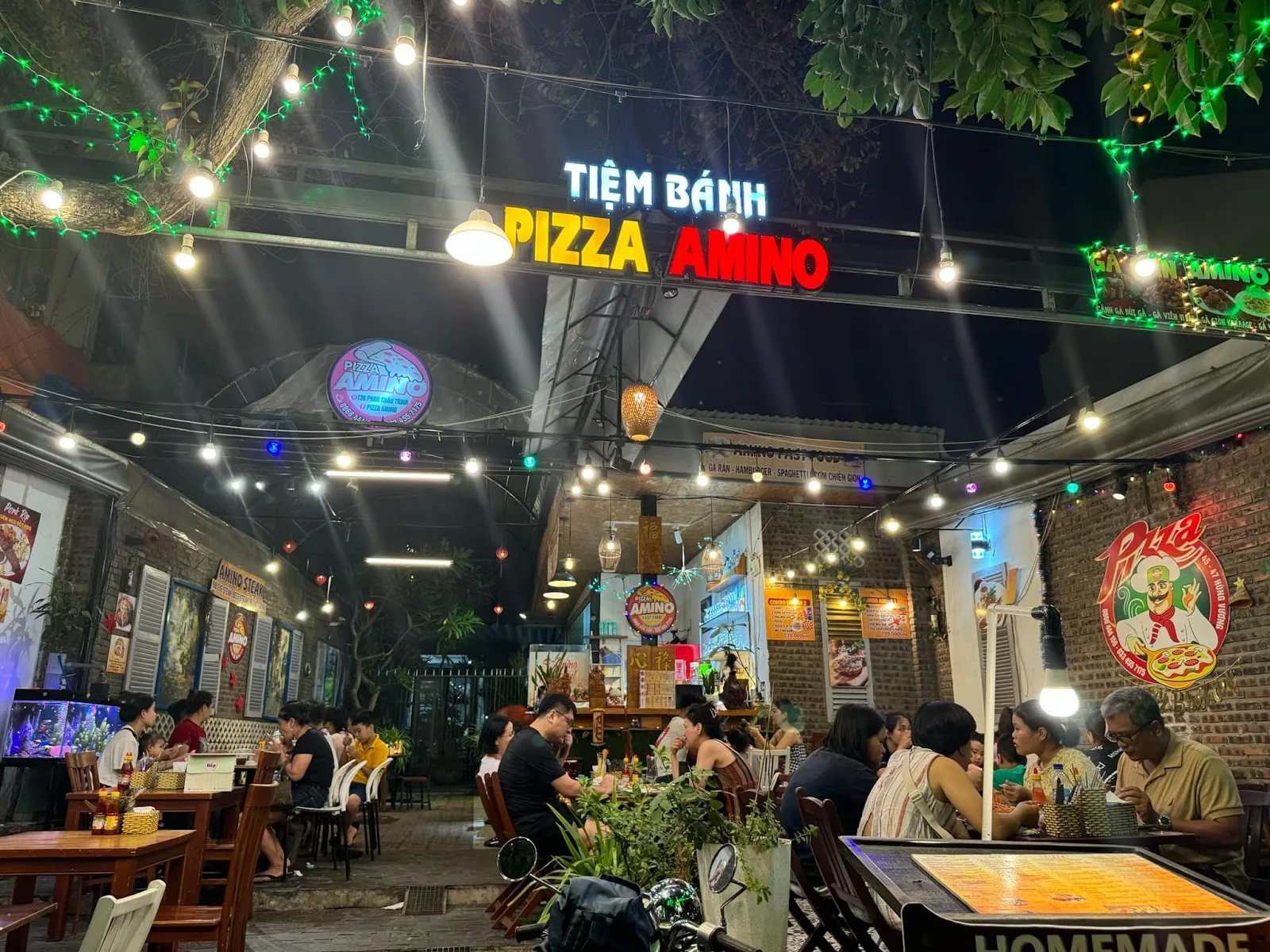 Pizza Amino 黎红峰岘港 – 手工披萨，宽敞空间，营业时间 11:00 – 00:00