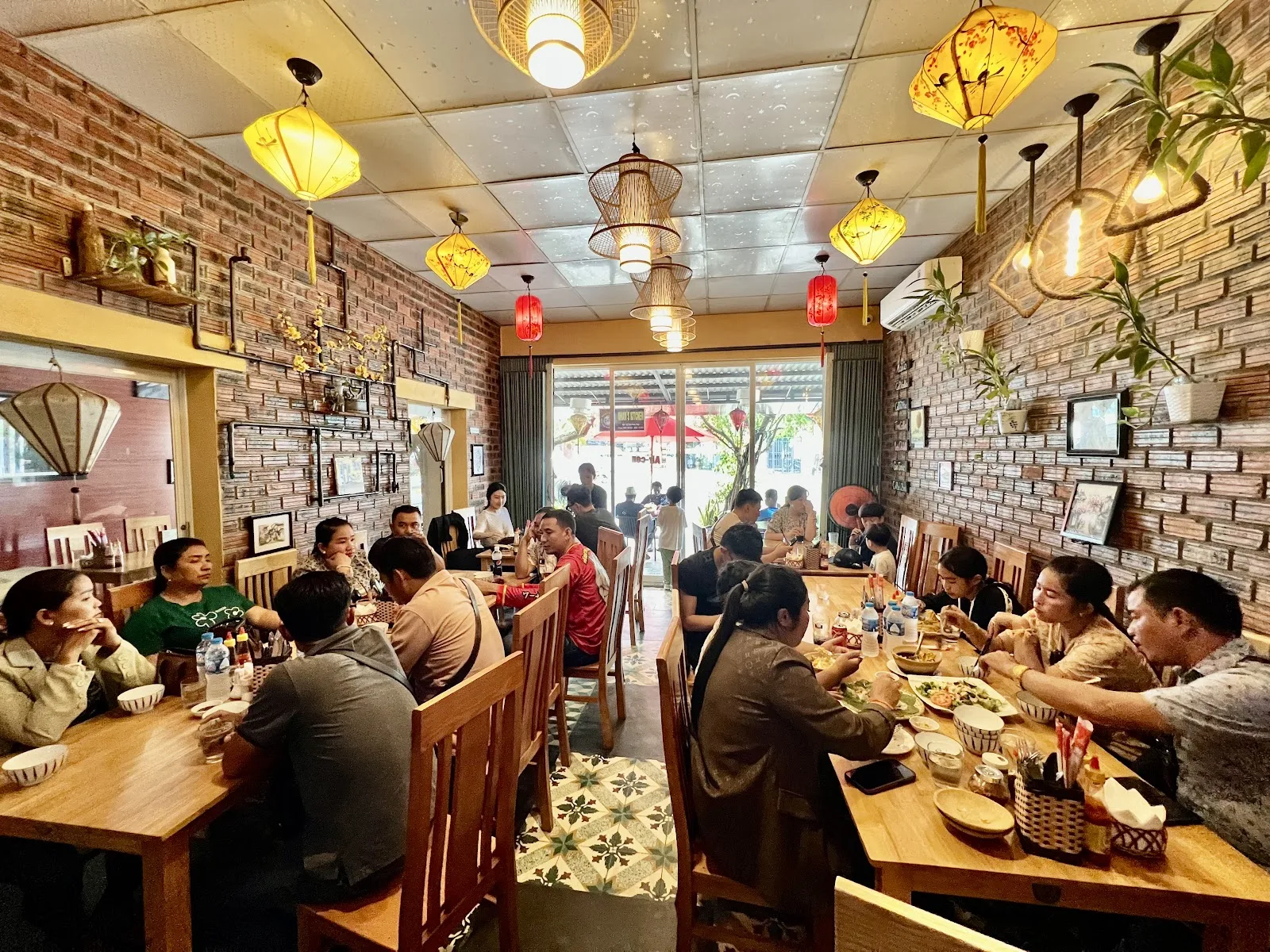 Nhan's Kitchen Restaurant – Trải Nghiệm Ẩm Thực Việt Đậm Vị Tại Hội An