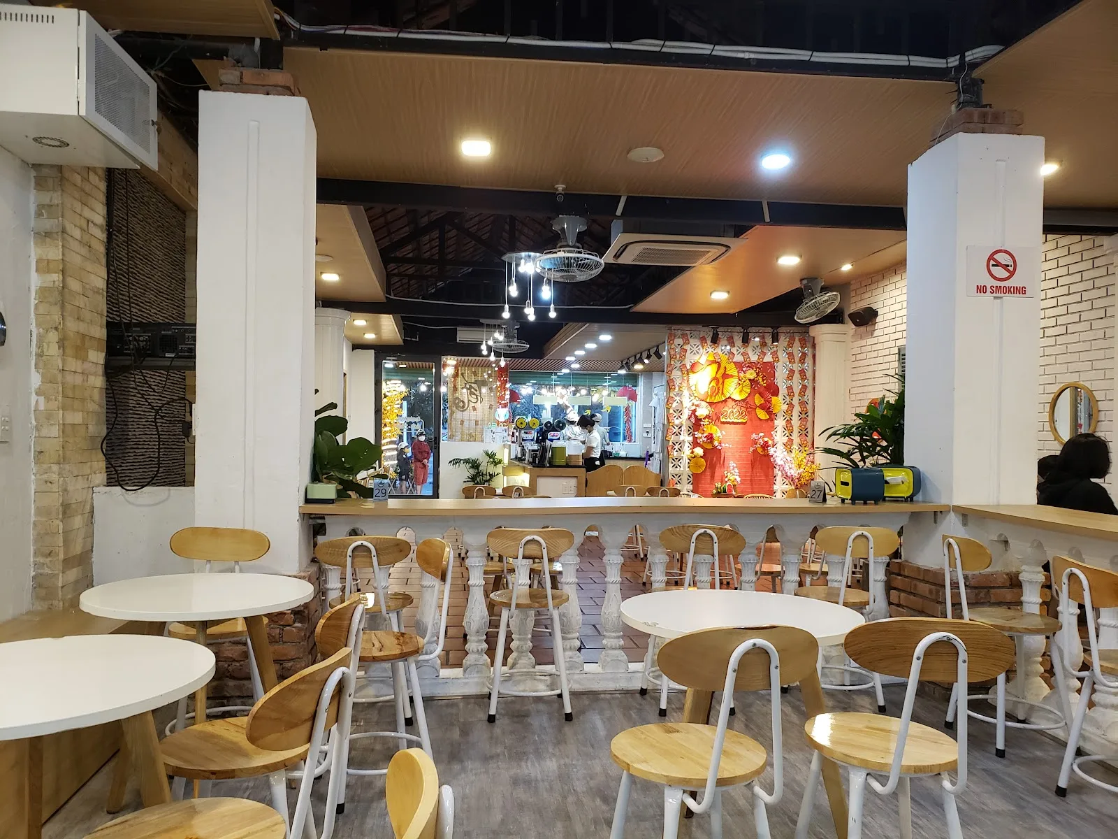 Money Nguyễn Du – Bật Mí Menu Trà Sữa Bình Dân Vừa Vị Gây Sốt