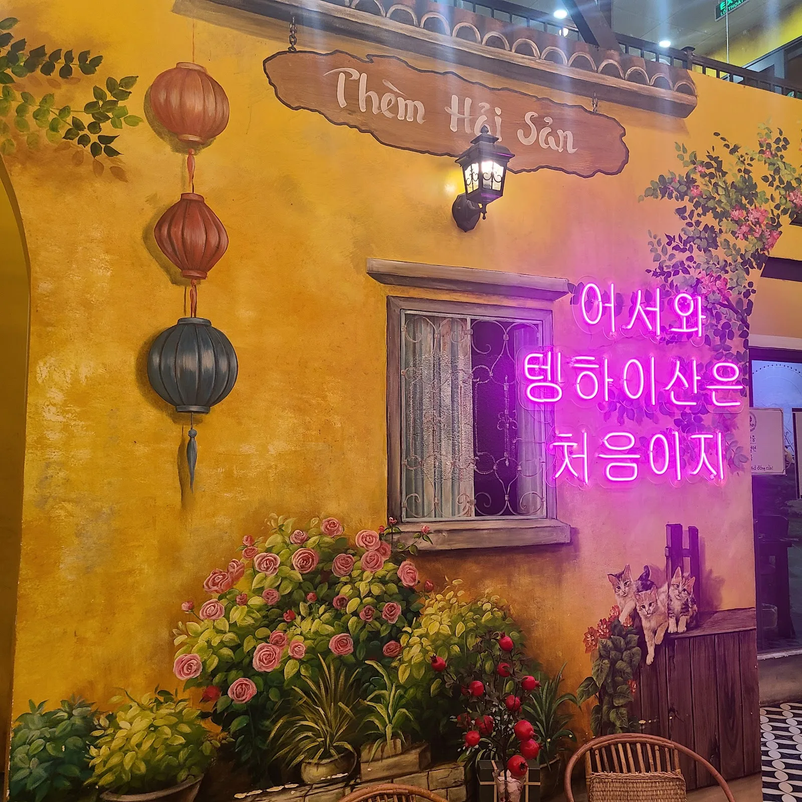 Craving Seafood at Tran Bach Dang - An Ideal Fresh Seafood Destination