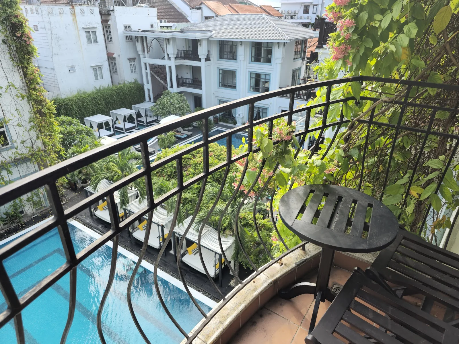 Hoian Sincerity Hotel & Spa: Check-In at a Hotel with an Outdoor Pool