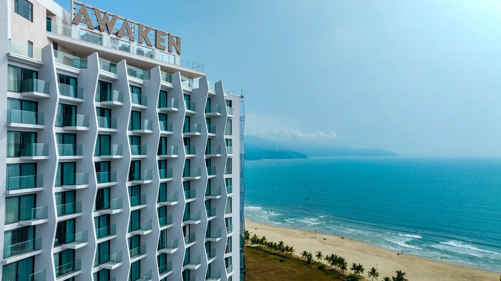 Awaken Danang Hotel – จุดหมายปลายทางตากอากาศริมทะเล