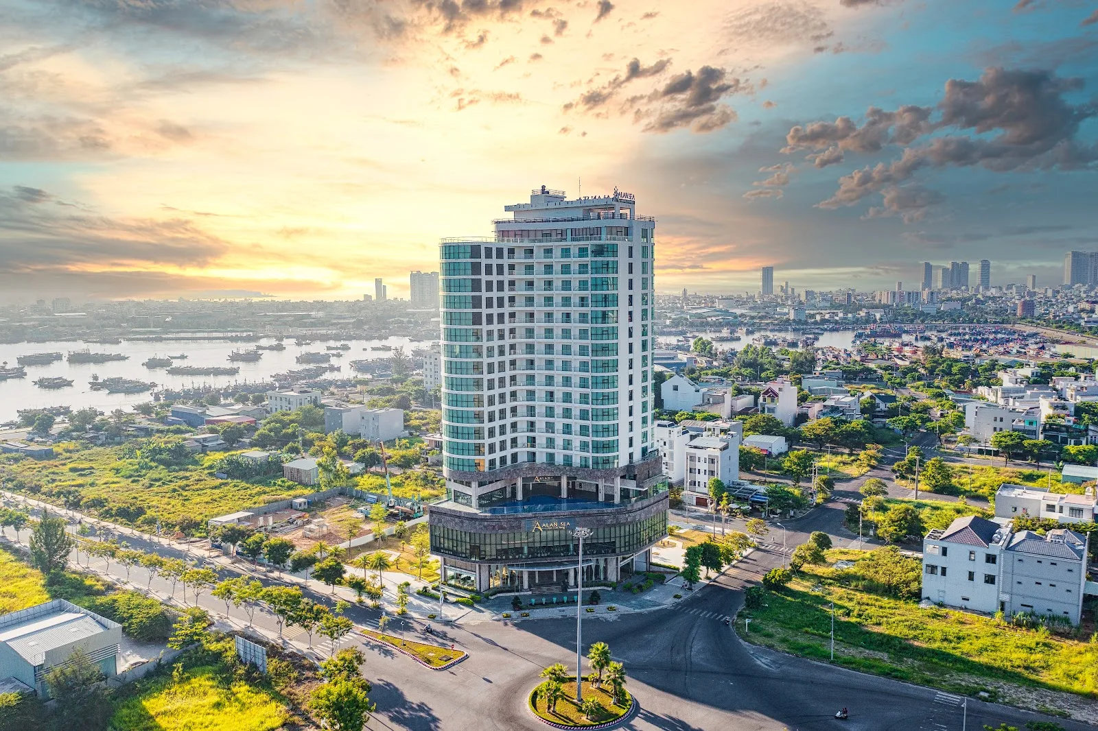 Alan Sea Hotel Đà Nẵng – Điểm Hẹn Ngắm Pháo Hoa Cực Hot Sát Biển