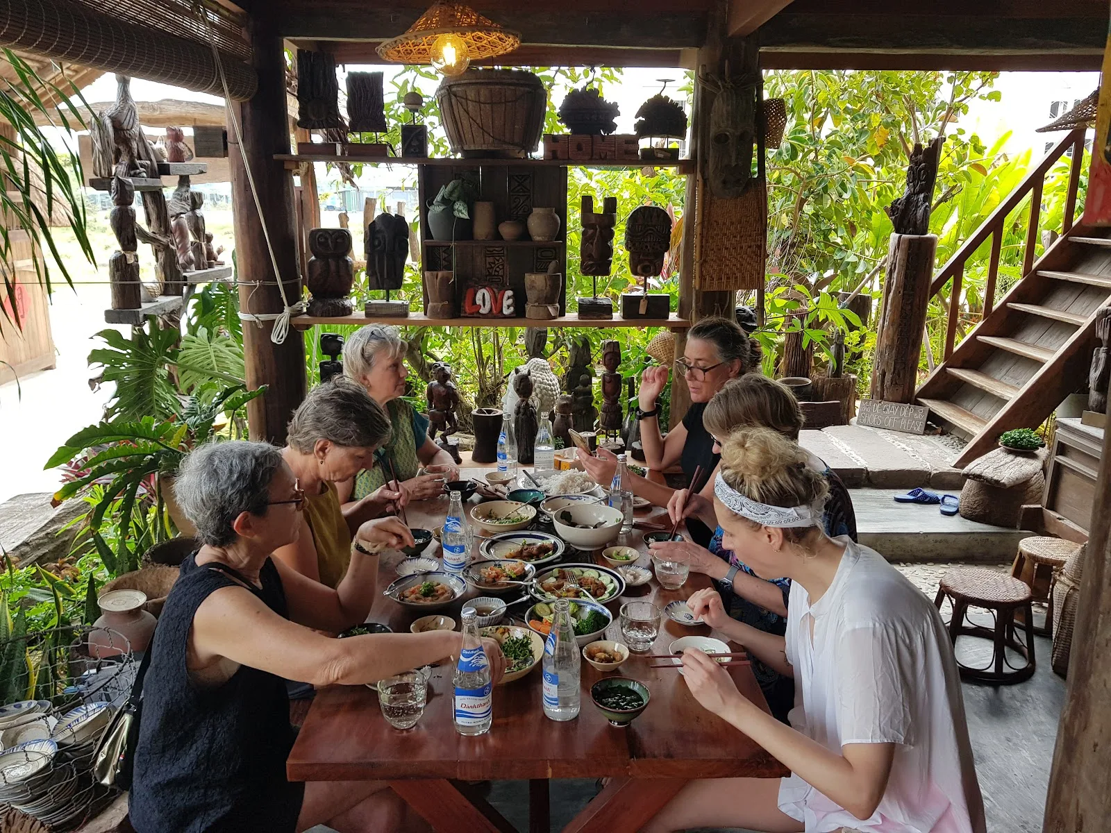 An Nhàn – Exquisite Cultural Gallery & Coffee _ Cà Phê Kết Hợp Gallery Văn Hoá