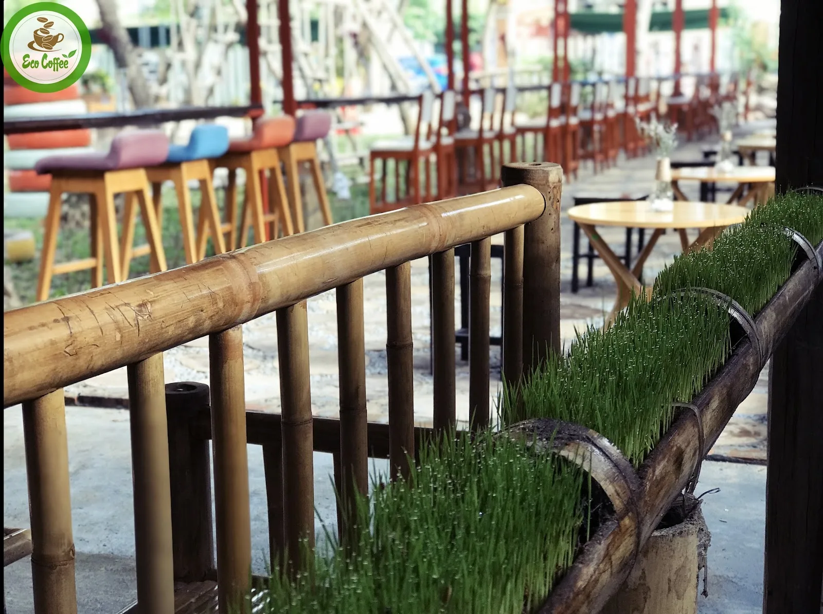 ECO Coffee And Restaurant: Không Gian Cà Phê Gia Đình Cực Chill