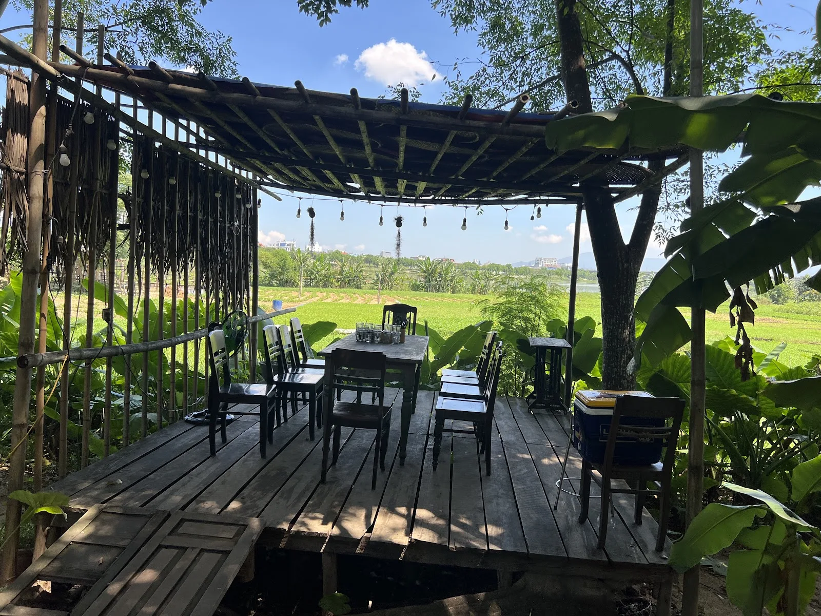 Xóm Gốc Farm: Quán Ăn Đồng Quê Rộng Rãi