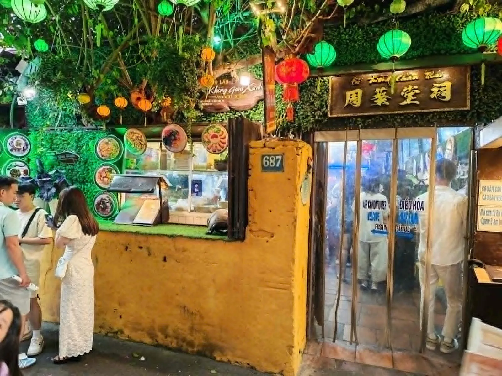 Cao lầu Không Gian Xanh – Đặc Sản Hội An