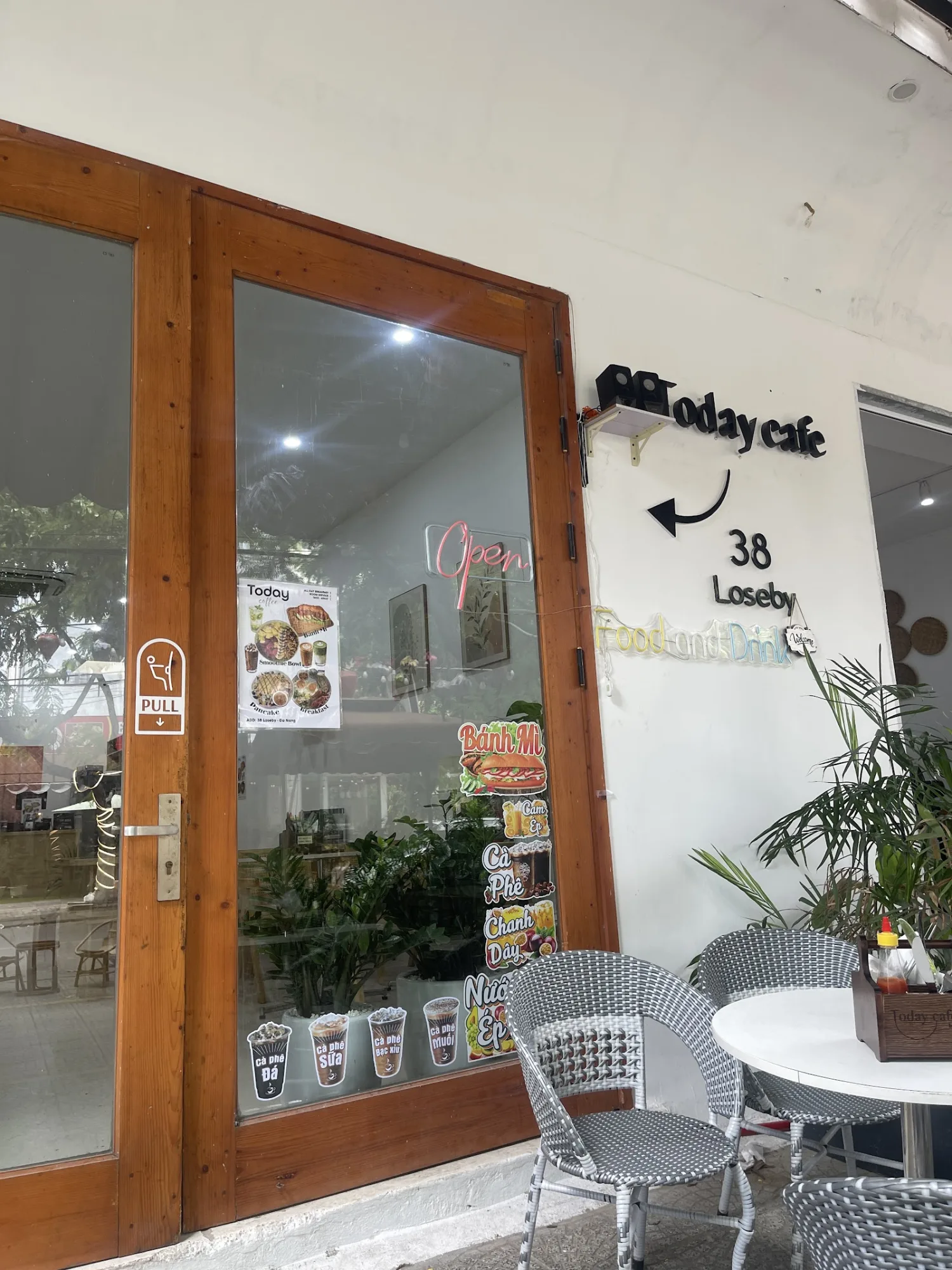 Today Brunch Cafe – 4.8점의 애프터눈 티를 즐기세요