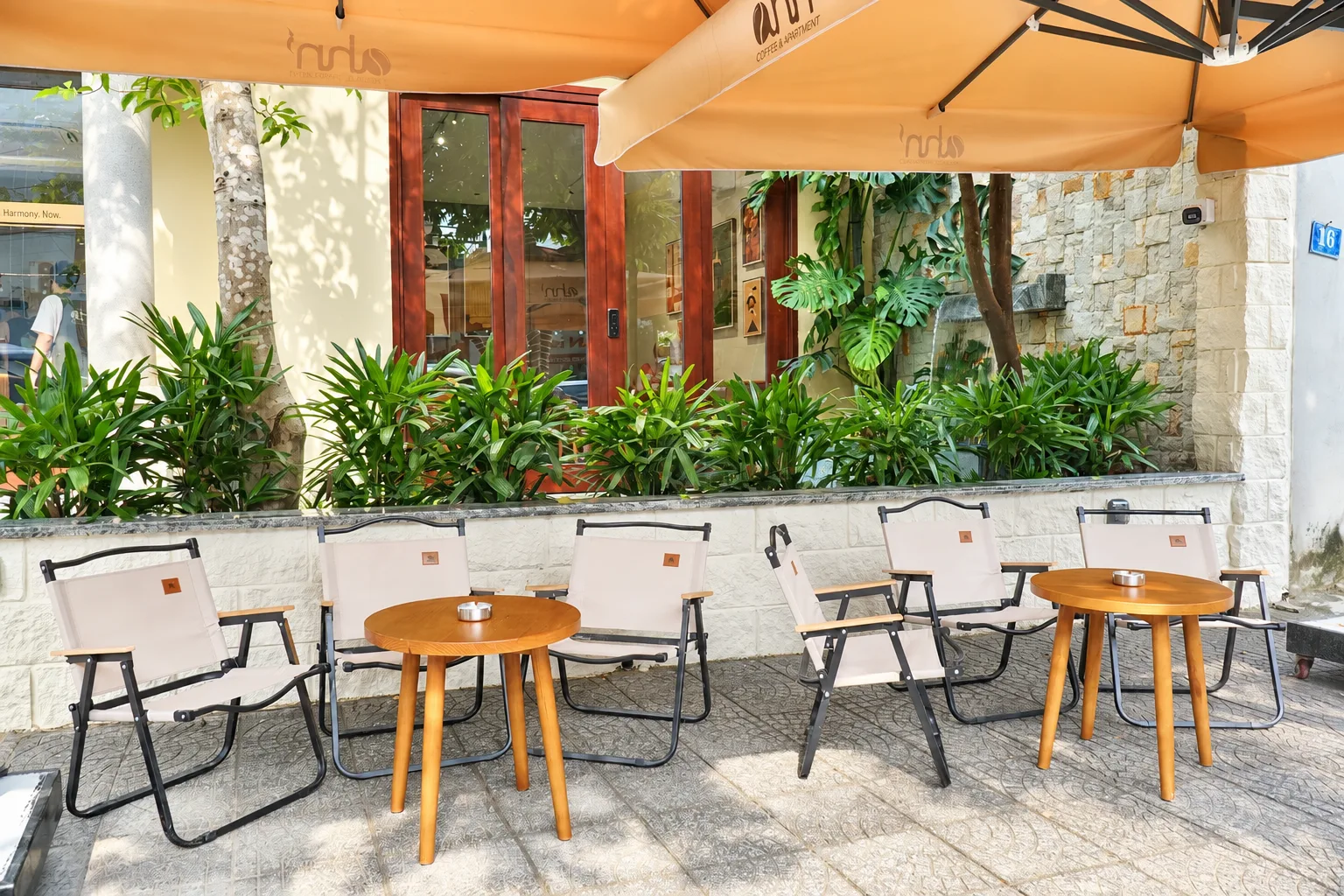 AHN Coffee & Apartment DaNang